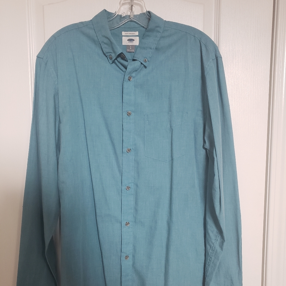 3/$12 Old navy blue collared button up shirt